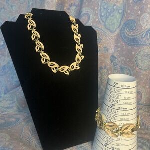 Vintage Coro Estate Necklace Bracelet Set Pink Leaf Gold Tone Retro Mid Century